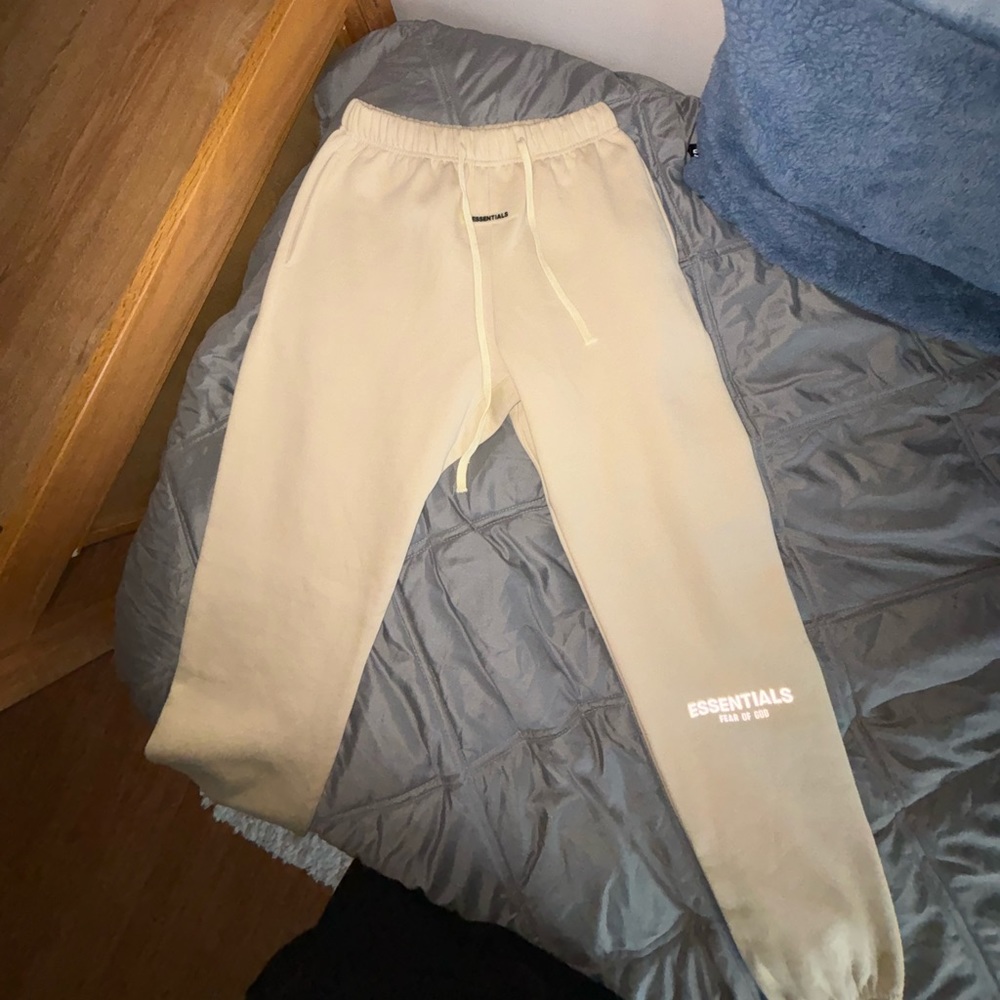 essentials sweatpants